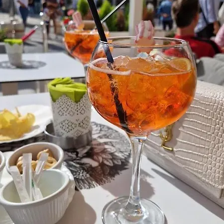 Papillon Apartment *